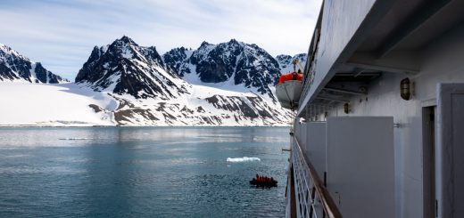 Croisière en Arctique ou en Antarctique : ce qu'il faut savoir avant de partir